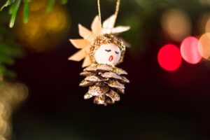 pine cone angel singing decoration